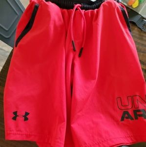 Under Armour Youth Small